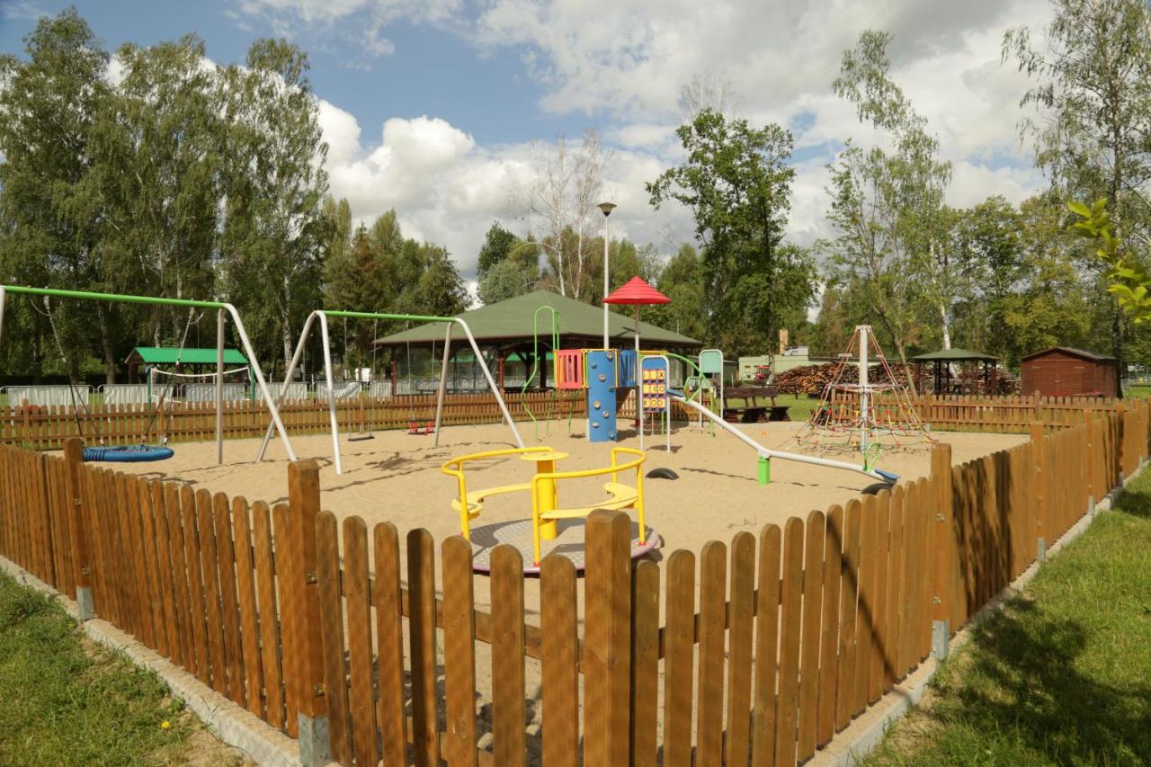 Camping Oaza Blonie Kornik Domki Standard Plus - 3 Pokoje Экстерьер фото