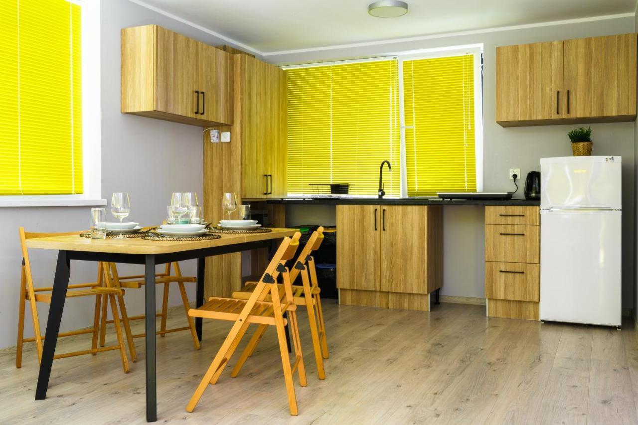 Camping Oaza Blonie Kornik Domki Standard Plus - 3 Pokoje Экстерьер фото